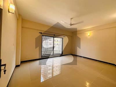 Perfect 2700 Square Feet Flat In Askari 5 - Sector J For Sale