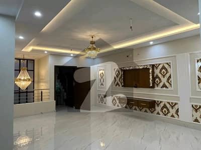 Avail Yourself A Great 1 Kanal Upper Portion In Cantt