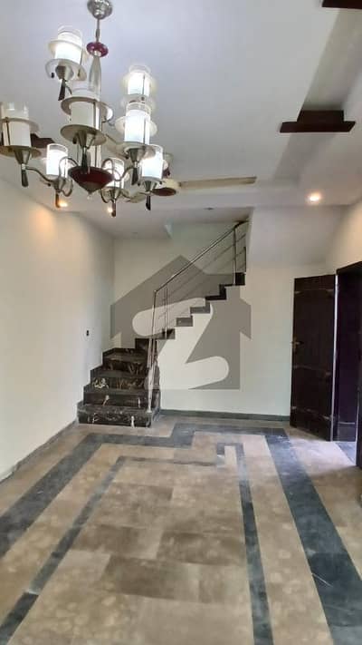 لیک سٹی میڈوز لاہور میں 3 کمروں کا 5 مرلہ مکان 67.0 ہزار میں کرایہ پر دستیاب ہے۔