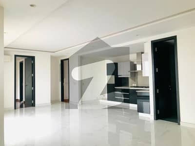 SUPER HOT, SUPER COOL, SUPER LOCATION IN GULBERG 3, LAHORE CBD