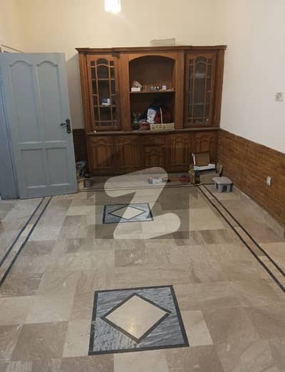 جی ۔ 11 اسلام آباد میں 2 کمروں کا 6 مرلہ بالائی پورشن 78.0 ہزار میں کرایہ پر دستیاب ہے۔