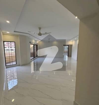 2400 Square Feet Flat In Cantt Of Karachi Is Available For sale