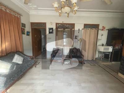 SECTOR 15-A/4 BEAUTIFUL 210 SQUARE YARDS ON PAPER 03 BED D D PLANNING GROUND PLUS ONE HOUSE BUFFER ZONE