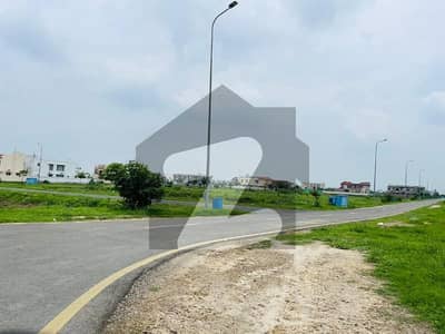 ڈی ایچ اے فیز 5 - بلاک جی فیز 5,ڈیفنس (ڈی ایچ اے),لاہور میں 1 کنال رہائشی پلاٹ 3.5 کروڑ میں برائے فروخت۔