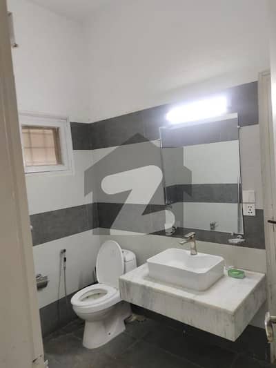 ایف ۔ 7 اسلام آباد میں 5 کمروں کا 1 کنال مکان 5.0 لاکھ میں کرایہ پر دستیاب ہے۔