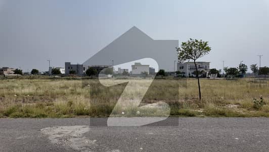 ڈی ایچ اے فیز 7 ڈیفنس (ڈی ایچ اے),لاہور میں 1 کنال رہائشی پلاٹ 3.0 کروڑ میں برائے فروخت۔ ڈی ایچ اے فیز 7 ڈیفنس (ڈی ایچ اے),لاہور میں 1 کنال رہائشی پلاٹ 3.0 کروڑ میں برائے فروخت۔