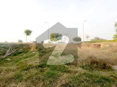 Facing Park 10 Marla Possession Utility Paid Plot No 109 G4 For Sale Facing Park 10 Marla Possession Utility Paid Plot No 109 G4 For Sale