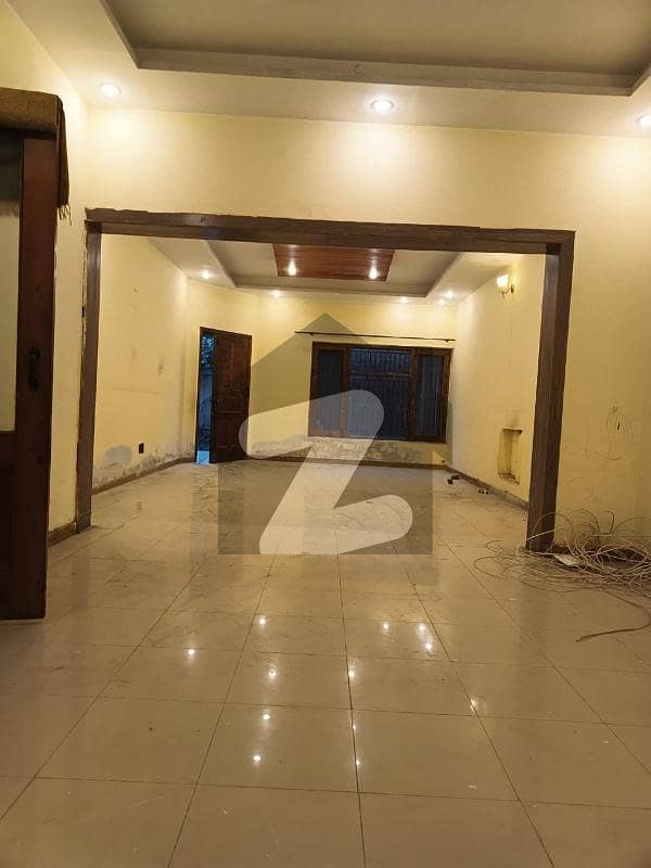 ایف ۔ 7 اسلام آباد میں 6 کمروں کا 1 کنال مکان 7.0 لاکھ میں کرایہ پر دستیاب ہے۔ ایف ۔ 7 اسلام آباد میں 6 کمروں کا 1 کنال مکان 7.0 لاکھ میں کرایہ پر دستیاب ہے۔