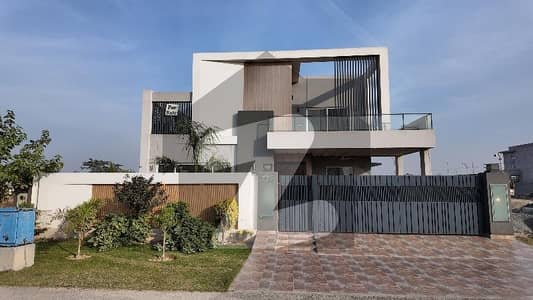 House For Sale Is Readily Available In Prime Location Of DHA Phase 7 - Block Z2 House For Sale Is Readily Available In Prime Location Of DHA Phase 7 - Block Z2