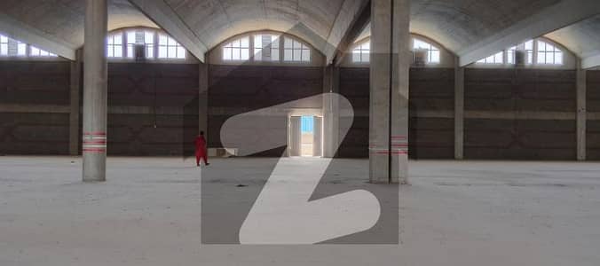 کورنگی انڈسٹریل ایریا کورنگی,کراچی میں 10 کنال گودام 25.0 لاکھ میں کرایہ پر دستیاب ہے۔