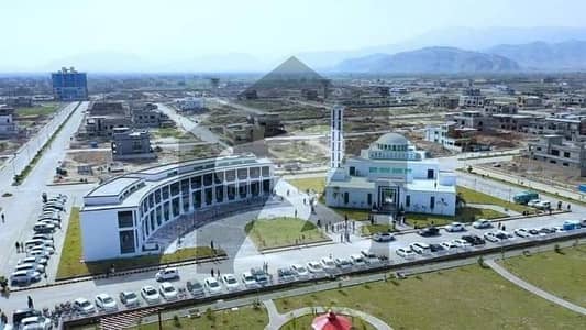 ڈی ایچ اے فیز 1 ڈی ایچ اے ڈیفینس,پشاور میں 1 کنال رہائشی پلاٹ 2.4 کروڑ میں برائے فروخت۔