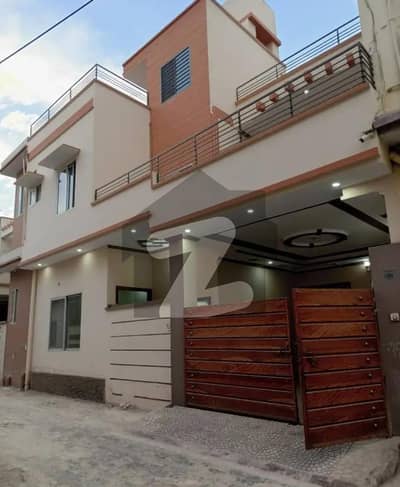 Stunning Prime Location 5 Marla House In Bosan Road Available