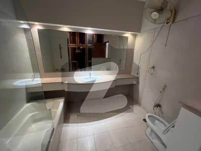 01 KANAL DESIGNER LUXURY UPPER PORTION AVAILABLE FOR RENT 01 KANAL DESIGNER LUXURY UPPER PORTION AVAILABLE FOR RENT