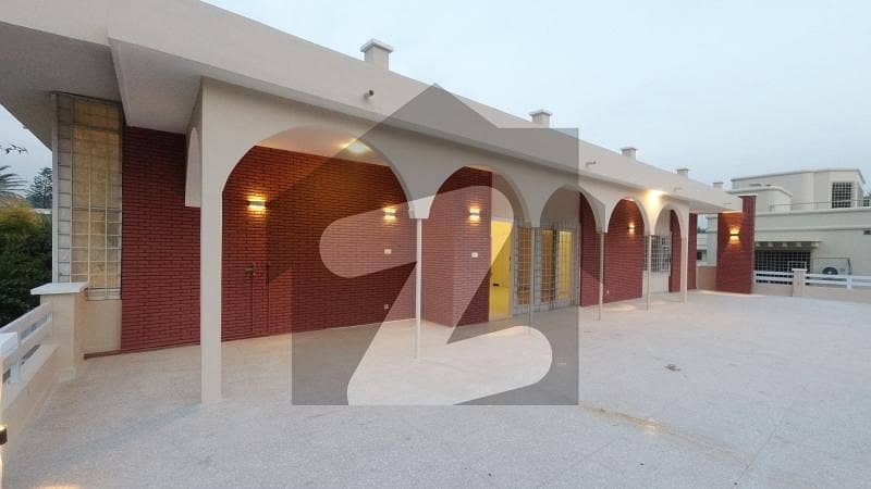 2 Kanal House For Rent in F-6 Main Road 2 Kanal House For Rent in F-6 Main Road