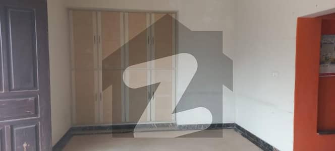 این ایف سی 1 لاہور میں 4 کمروں کا 1 کنال بالائی پورشن 1.0 لاکھ میں کرایہ پر دستیاب ہے۔ این ایف سی 1 لاہور میں 4 کمروں کا 1 کنال بالائی پورشن 1.0 لاکھ میں کرایہ پر دستیاب ہے۔