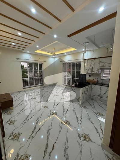 پارک ویو سٹی لاہور میں 4 کمروں کا 5 مرلہ مکان 1.97 کروڑ میں برائے فروخت۔