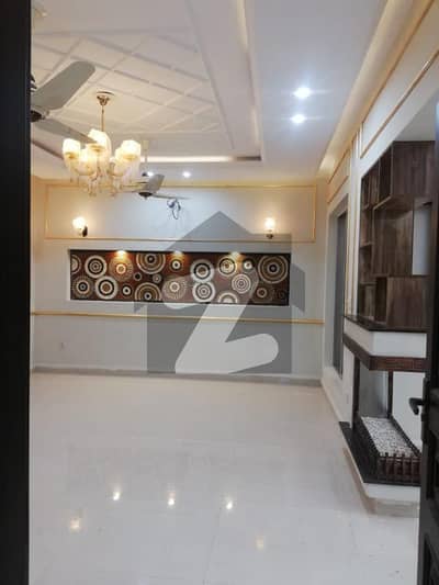 پارک ویو سٹی لاہور میں 4 کمروں کا 5 مرلہ مکان 2.02 کروڑ میں برائے فروخت۔ پارک ویو سٹی لاہور میں 4 کمروں کا 5 مرلہ مکان 2.02 کروڑ میں برائے فروخت۔