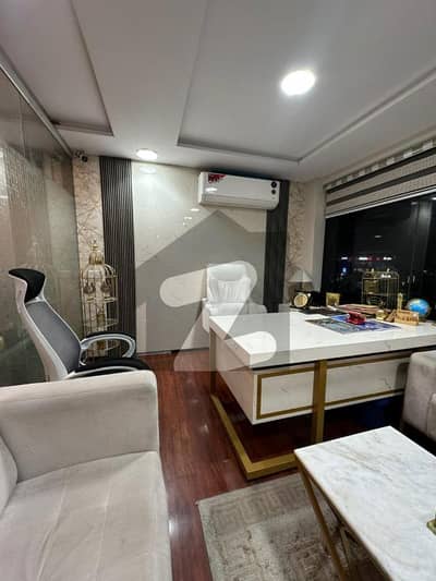 بحریہ ٹاؤن سیکٹر سی بحریہ ٹاؤن,لاہور میں 3 کمروں کا 5 مرلہ دفتر 1.65 لاکھ میں کرایہ پر دستیاب ہے۔