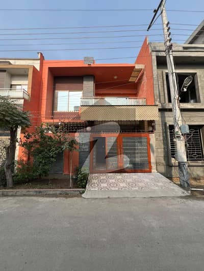 5 Marla house for sale in Palm villas opposite to sozo water park main canal road Lahore
