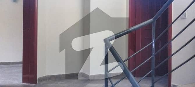 این ایف سی 1 لاہور میں 2 کمروں کا 5 مرلہ مکان 75.0 ہزار میں کرایہ پر دستیاب ہے۔