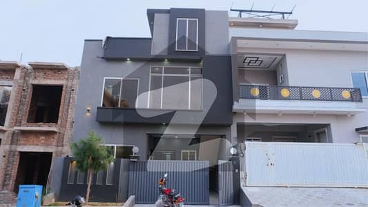 فیصل ہلز ۔ ایگزیکٹو بلاک فیصل ہلز,اسلام آباد میں 4 کمروں کا 5 مرلہ مکان 2.14 کروڑ میں برائے فروخت۔ فیصل ہلز ۔ ایگزیکٹو بلاک فیصل ہلز,اسلام آباد میں 4 کمروں کا 5 مرلہ مکان 2.14 کروڑ میں برائے فروخت۔