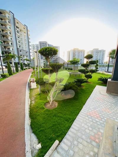 10 MARLA 3 BEDROOMS APARTMENT AVAILABLE FOR RENT