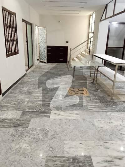 ویسٹریج راولپنڈی میں 3 کمروں کا 8 مرلہ زیریں پورشن 60.0 ہزار میں کرایہ پر دستیاب ہے۔