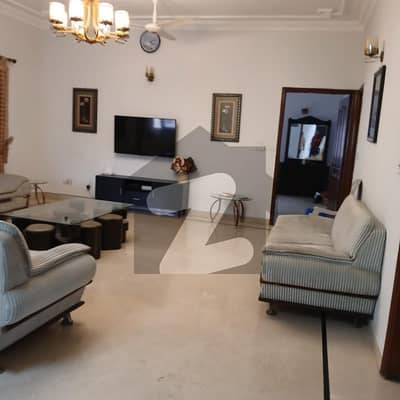 ڈی ایچ اے فیز 6 ڈی ایچ اے ڈیفینس,کراچی میں 2 کمروں کا 1 کنال زیریں پورشن 2.0 لاکھ میں کرایہ پر دستیاب ہے۔