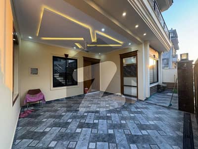 8 MARLA LUXURY HOUSE FOR SALE IN FAISAL TOWN BLOCK A