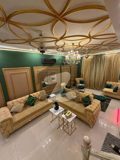 ڈی ایچ اے فیز 1 ڈیفنس (ڈی ایچ اے),لاہور میں 6 کمروں کا 1 کنال مکان 6.8 کروڑ میں برائے فروخت۔