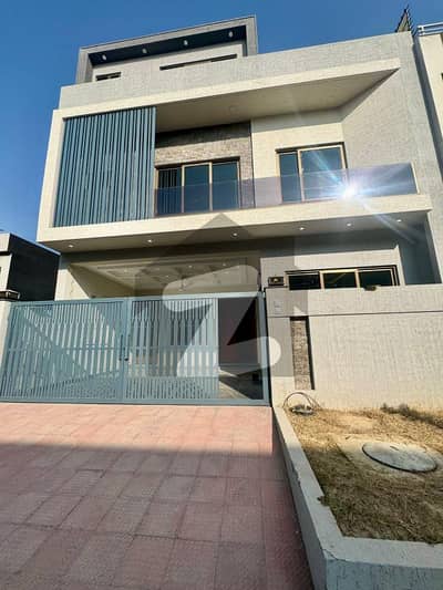 8 MARLA LUXURY HOUSE FOR SALE IN FAISAL TOWN BLOCK A