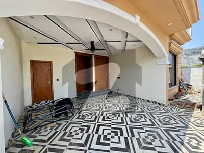 8 MARLA BRAND NEW HOUSE FOR SALE IN FAISAL TOWN F-18