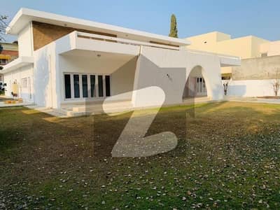 ایف ۔ 8 اسلام آباد میں 5 کمروں کا 4 کنال مکان 8.5 لاکھ میں کرایہ پر دستیاب ہے۔ ایف ۔ 8 اسلام آباد میں 5 کمروں کا 4 کنال مکان 8.5 لاکھ میں کرایہ پر دستیاب ہے۔