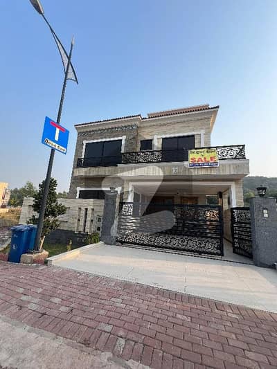 10 Marla House for sale Sector M
