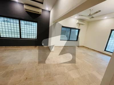 ایف ۔ 7 اسلام آباد میں 4 کمروں کا 1 کنال مکان 4.0 لاکھ میں کرایہ پر دستیاب ہے۔ ایف ۔ 7 اسلام آباد میں 4 کمروں کا 1 کنال مکان 4.0 لاکھ میں کرایہ پر دستیاب ہے۔