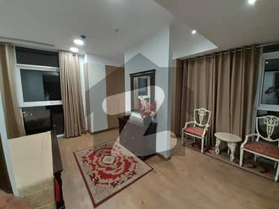 پینٹا سکوائر بائے ڈی ایچ اے لاهور ڈی ایچ اے فیز 5,ڈیفنس (ڈی ایچ اے),لاہور میں 2 کمروں کا 8 مرلہ فلیٹ 5.05 کروڑ میں برائے فروخت۔