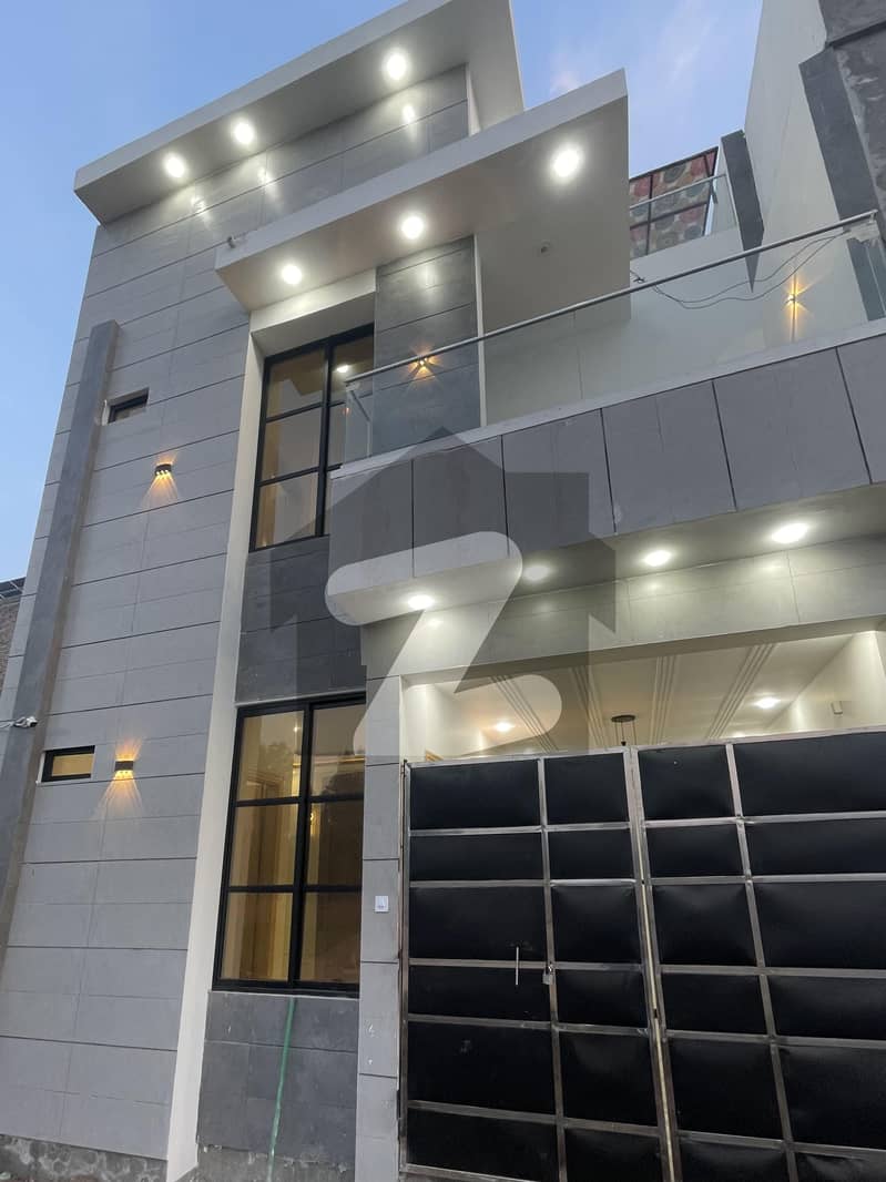 درمنگی ورسک روڈ,پشاور میں 4 کمروں کا 3 مرلہ مکان 1.4 کروڑ میں برائے فروخت۔ درمنگی ورسک روڈ,پشاور میں 4 کمروں کا 3 مرلہ مکان 1.4 کروڑ میں برائے فروخت۔