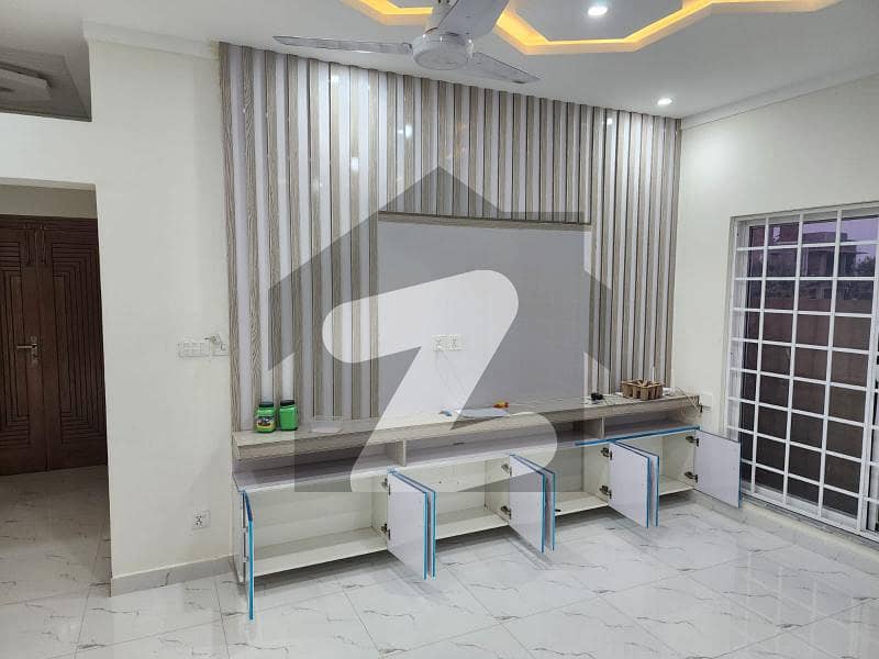 گلبرگ ریزیڈنشیا گلبرگ,اسلام آباد میں 3 کمروں کا 7 مرلہ بالائی پورشن 80.0 ہزار میں کرایہ پر دستیاب ہے۔ گلبرگ ریزیڈنشیا گلبرگ,اسلام آباد میں 3 کمروں کا 7 مرلہ بالائی پورشن 80.0 ہزار میں کرایہ پر دستیاب ہے۔