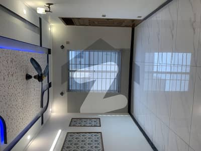 آئی 11/2 آئی ۔ 11,اسلام آباد میں 5 کمروں کا 6 مرلہ مکان 4.0 کروڑ میں برائے فروخت۔