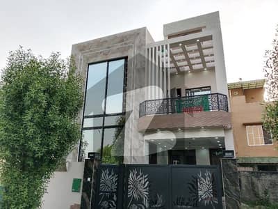 5 Marla Brand New Modern House For Sale In Bahria Orchard Lahore Phase 2 Block C