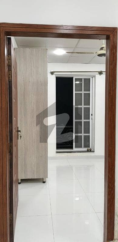 01 BEDROOM LUXURY APARTMENT AVAILABLE FOR SALE AT GULBERG GREEN ISLAMABAD 01 BEDROOM LUXURY APARTMENT AVAILABLE FOR SALE AT GULBERG GREEN ISLAMABAD