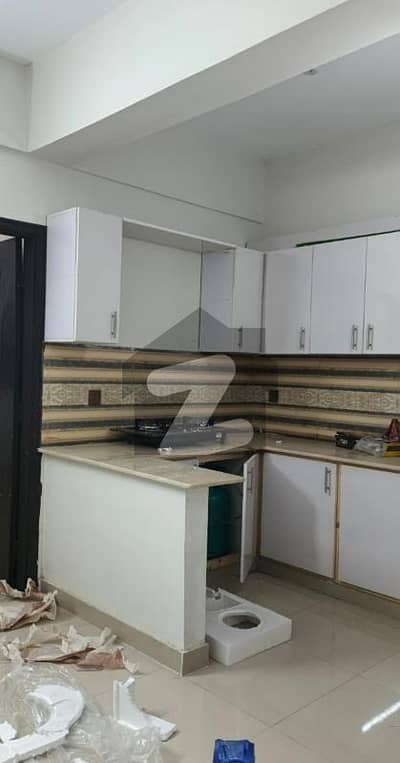 01 BEDROOM LUXURY APARTMENT AVAILABLE FOR SALE AT DIAMOND MALL GULBERG GREEN ISLAMABAD