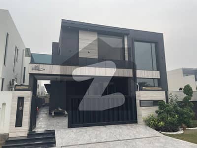 ڈی ایچ اے فیز 7 ڈیفنس (ڈی ایچ اے),لاہور میں 5 کمروں کا 1 کنال مکان 12.7 کروڑ میں برائے فروخت۔ ڈی ایچ اے فیز 7 ڈیفنس (ڈی ایچ اے),لاہور میں 5 کمروں کا 1 کنال مکان 12.7 کروڑ میں برائے فروخت۔