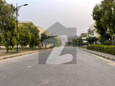 بحریہ انکلیو - سیکٹر اے بحریہ انکلیو,بحریہ ٹاؤن,اسلام آباد میں 10 مرلہ رہائشی پلاٹ 2.3 کروڑ میں برائے فروخت۔