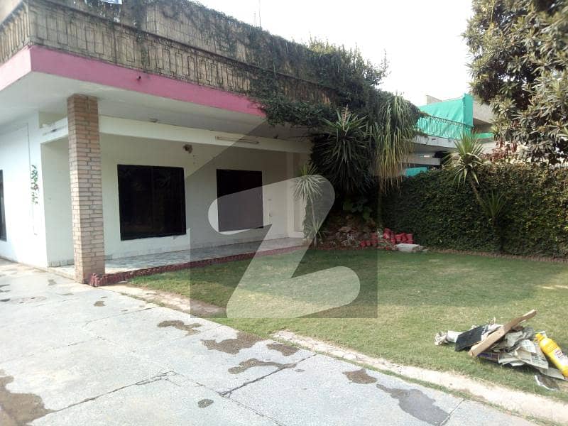 ایف ۔ 8 اسلام آباد میں 3 کمروں کا 1 کنال زیریں پورشن 4.5 لاکھ میں کرایہ پر دستیاب ہے۔ ایف ۔ 8 اسلام آباد میں 3 کمروں کا 1 کنال زیریں پورشن 4.5 لاکھ میں کرایہ پر دستیاب ہے۔