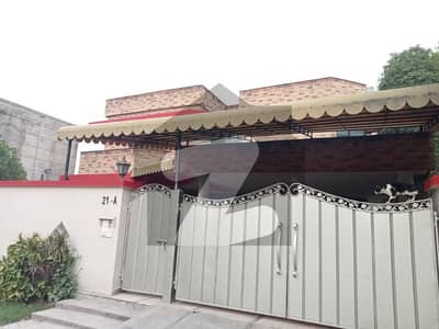 1 KANAL HOUSE FOR RENT MAIN CANAL ROAD ZAMAN PARK GULBERG LAHORE