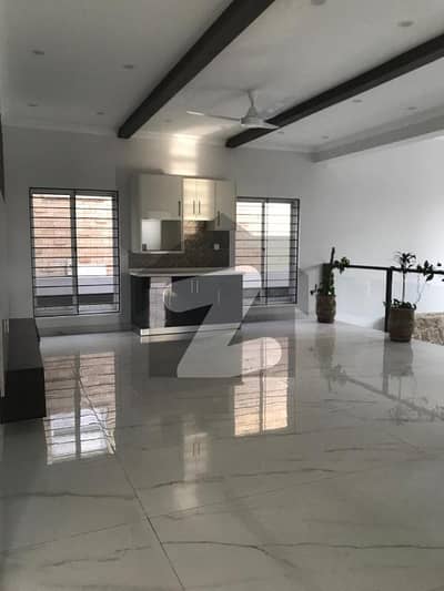 BEAUTIFUL LOCATION HOUSE FOR RENT BEAUTIFUL LOCATION HOUSE FOR RENT