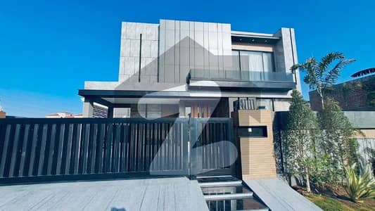 1 KANAL MODERN HOUSE FOR RENT IN DHA PHASE 6