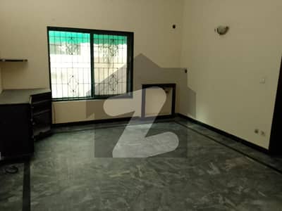 ڈی ایچ اے فیز 1 ڈیفنس (ڈی ایچ اے),لاہور میں 3 کمروں کا 1 کنال زیریں پورشن 1.35 لاکھ میں کرایہ پر دستیاب ہے۔ ڈی ایچ اے فیز 1 ڈیفنس (ڈی ایچ اے),لاہور میں 3 کمروں کا 1 کنال زیریں پورشن 1.35 لاکھ میں کرایہ پر دستیاب ہے۔