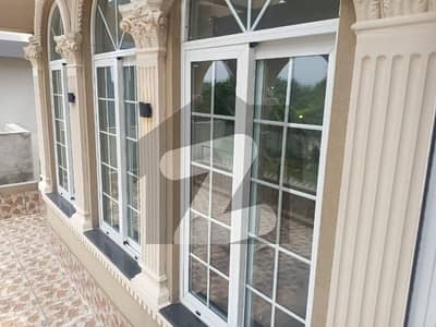 Spacious & Bright 10-Marla House for Sale in DHA Lahore Phase 6 4 Master Bedrooms, 2 Modern Kitchens, Store Room, Heartwarming Surroundings Fresh Listing!